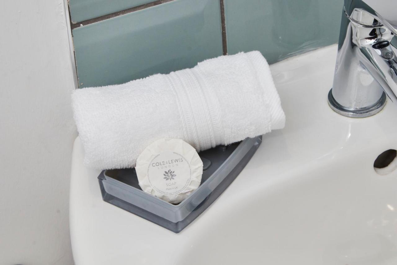 The Nutcracker Suite - Self Check-In, Self-Catering Apartment For East Midlands Airport كيغوورث المظهر الخارجي الصورة