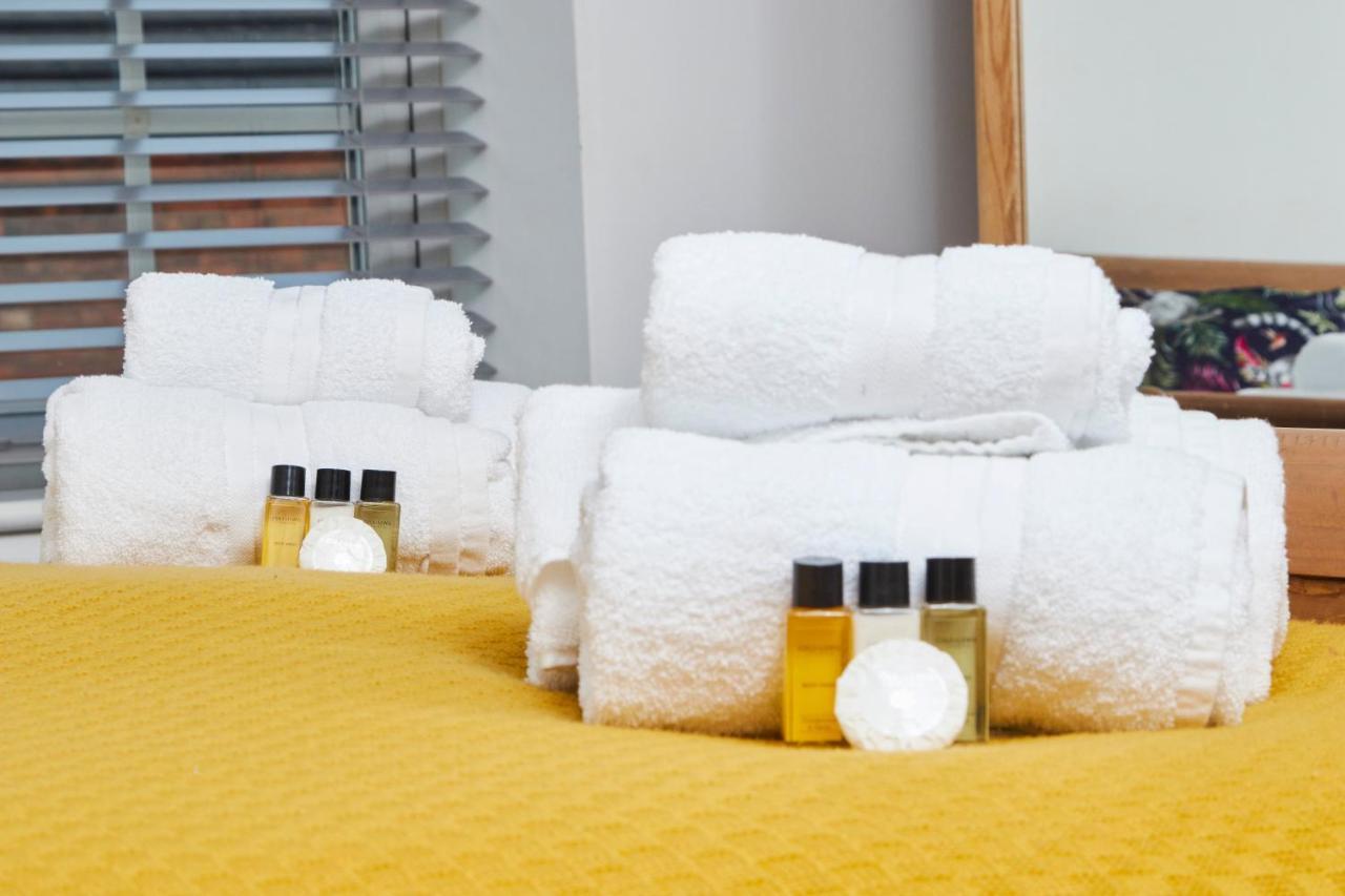 The Nutcracker Suite - Self Check-In, Self-Catering Apartment For East Midlands Airport كيغوورث المظهر الخارجي الصورة